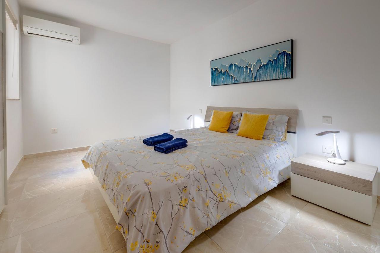 Modern 2Br Apartment In Central St Julian'S Saint Julian's Εξωτερικό φωτογραφία